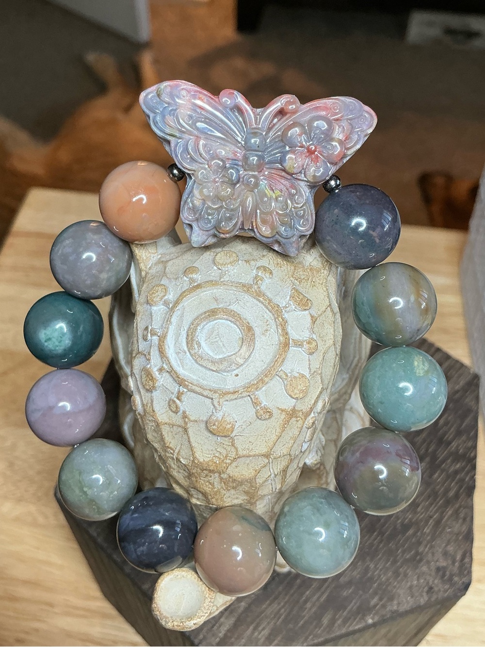 HQ Alashan Agate with OJ Butterfly 14mm
